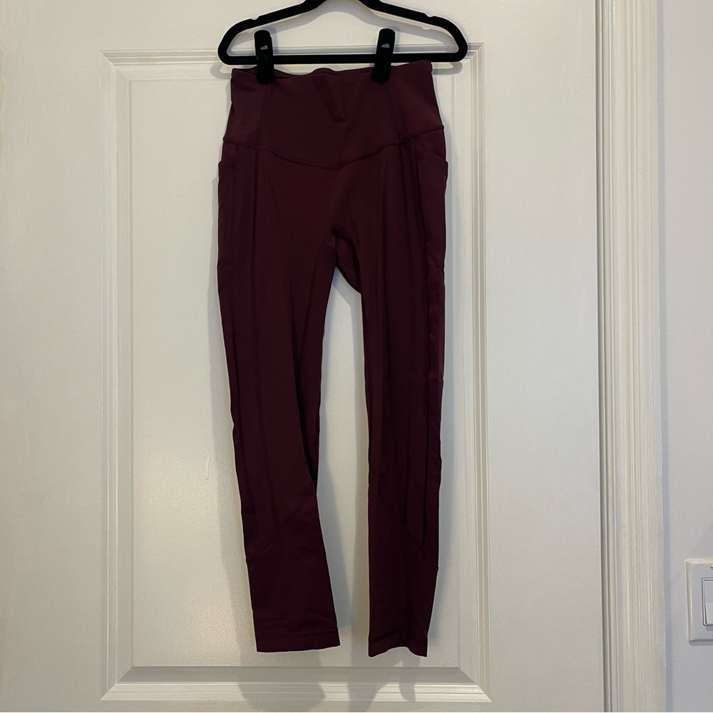 SIZE 4 | Lululemon Leggings with Pocket in Burgundy